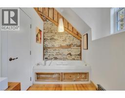 17 THE KIRKSWAY - 43