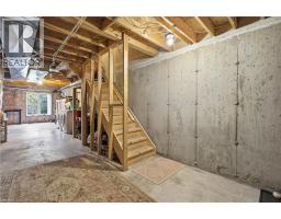 250 AINSLIE Street S UnitNo. 41 - 35