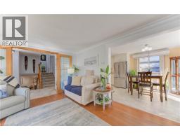 55 GRACEFIELD Crescent - 17