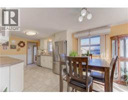 55 GRACEFIELD Crescent - 8