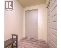 8 HICKORY Street W UnitNo. 302 - 6