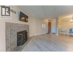 3085 KINGSWAY Drive UnitNo. 27 - 9