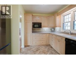 466 HILLVIEW Crescent - 13