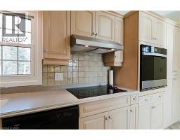 466 HILLVIEW Crescent - 14