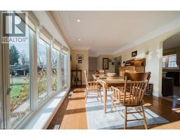 466 HILLVIEW Crescent - 16