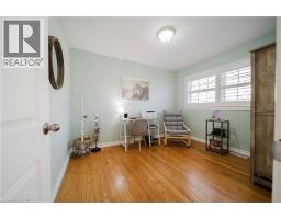 466 HILLVIEW Crescent - 19