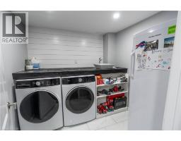 19 RUSSELL Street - 27