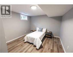 19 RUSSELL Street - 28