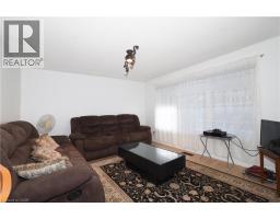 11 BROKEN OAK Crescent - 8