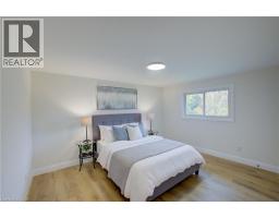 7 TRILLIUM Court - 18