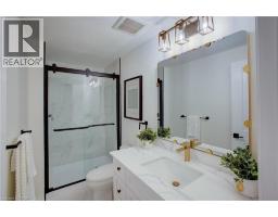 7 TRILLIUM Court - 20