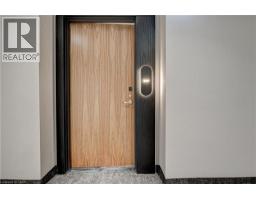 25 WELLINGTON Street A S UnitNo. 209 - 1