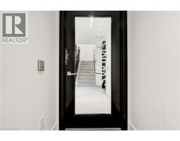 25 WELLINGTON Street A S UnitNo. 209 - 13