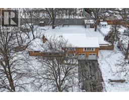 230 KITCHENER Road - 6