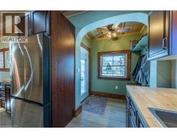 244 KENT Street S - 2