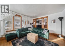 16 ONEIDA Street - 16