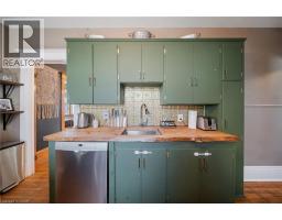 16 ONEIDA Street - 25