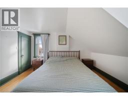 16 ONEIDA Street - 33