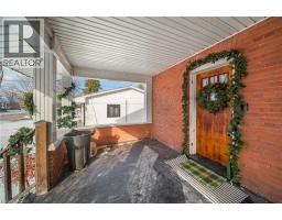 16 ONEIDA Street - 9