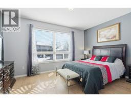 23 MATHEWS Court - 12