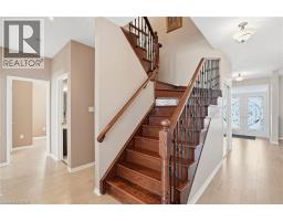 23 MATHEWS Court - 25