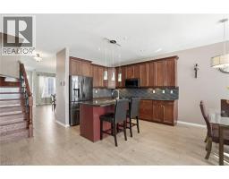 23 MATHEWS Court - 3