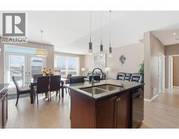 23 MATHEWS Court - 6