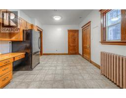 916 QUEENSTON Road - 17