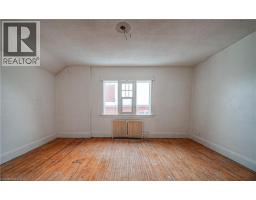 916 QUEENSTON Road - 32