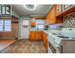 916 QUEENSTON Road - 46