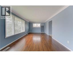 27 MARGARET Avenue N - 10