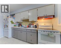 27 MARGARET Avenue N - 24