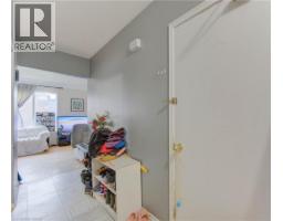 27 MARGARET Avenue N - 29