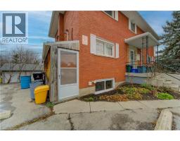 27 MARGARET Avenue N - 32