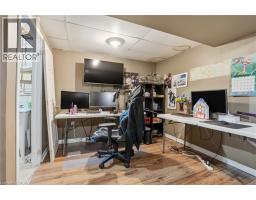 80 FOXBOROUGH Drive - 38