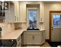 49 WOODHOUSE STREET - 9