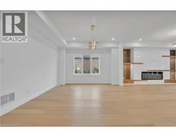 382 SOUTHCOTE Road - 20