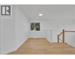 382 SOUTHCOTE Road - 27