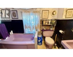 217 QUEEN Street N - 7