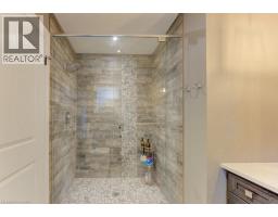 31 ELIZA Avenue - 33