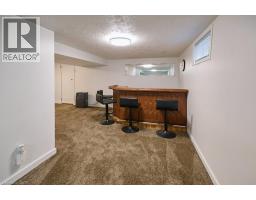 120 WOOD Street - 37