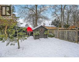 25 SOUTHWOOD Crescent - 40