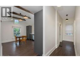 14 YOUNG Street W - 36