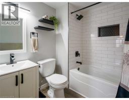 242 RICHARDSON Drive - 10