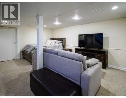 242 RICHARDSON Drive - 20