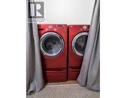 242 RICHARDSON Drive - 23