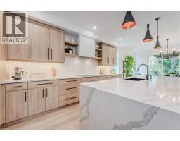 195 RIVERBANK Drive - 11