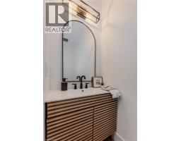 195 RIVERBANK Drive - 12