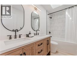 195 RIVERBANK Drive - 16