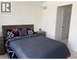 922 APPLE HILL Lane - 19